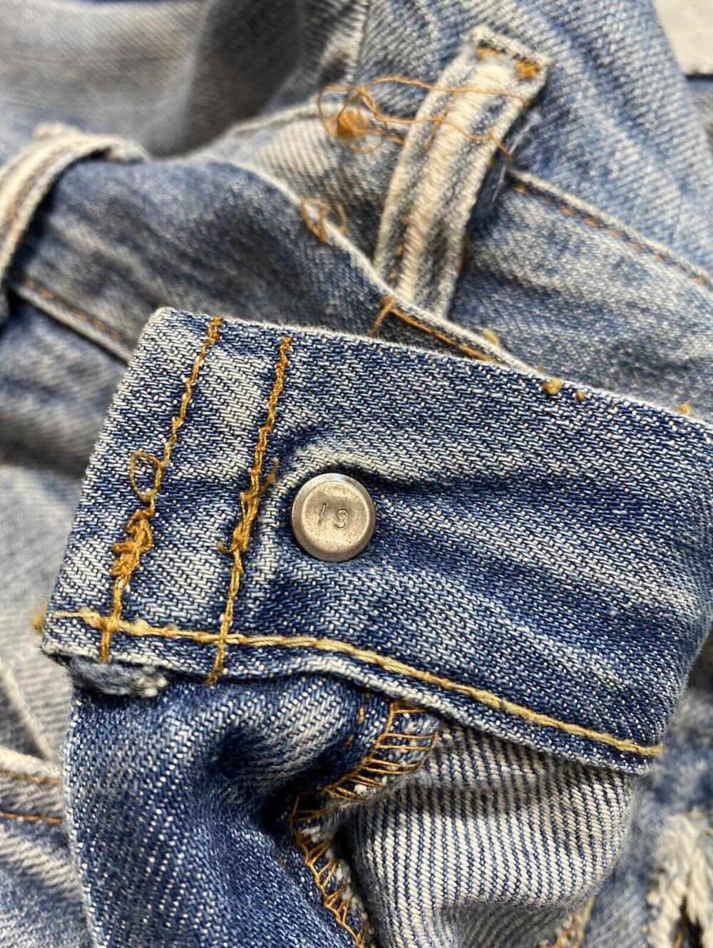 W31 Vintage 70s Levis custom patched hippie bellbottoms - Picture 7 of 14
